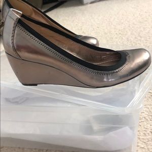 Very cute and almost like new wedges shoes